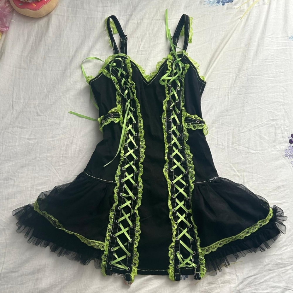 🦇 NWT Tripp NYC Rave Lace Green Dress